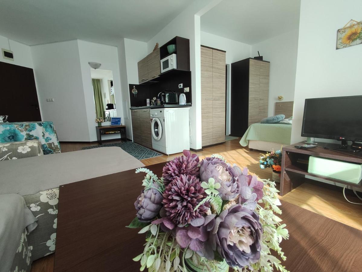 Прекрасен Апартамент С Изглед Към Морето Сарафово 1 Burgas Exterior photo